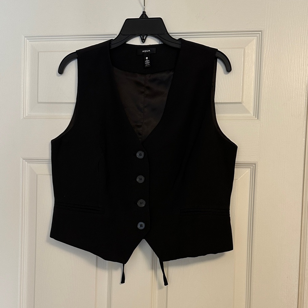 NWOT Aqua by Bloomingdale’s Black Suiting Vest